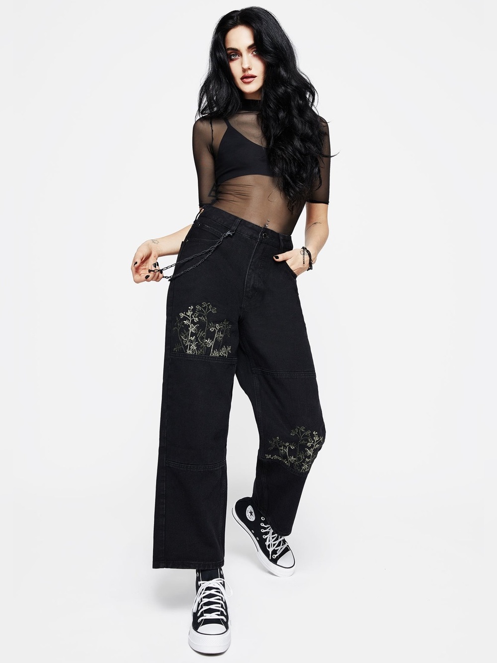 Disturbia Buckthorn Embroidered Denim Barrel Leg Jeans | Size 24”